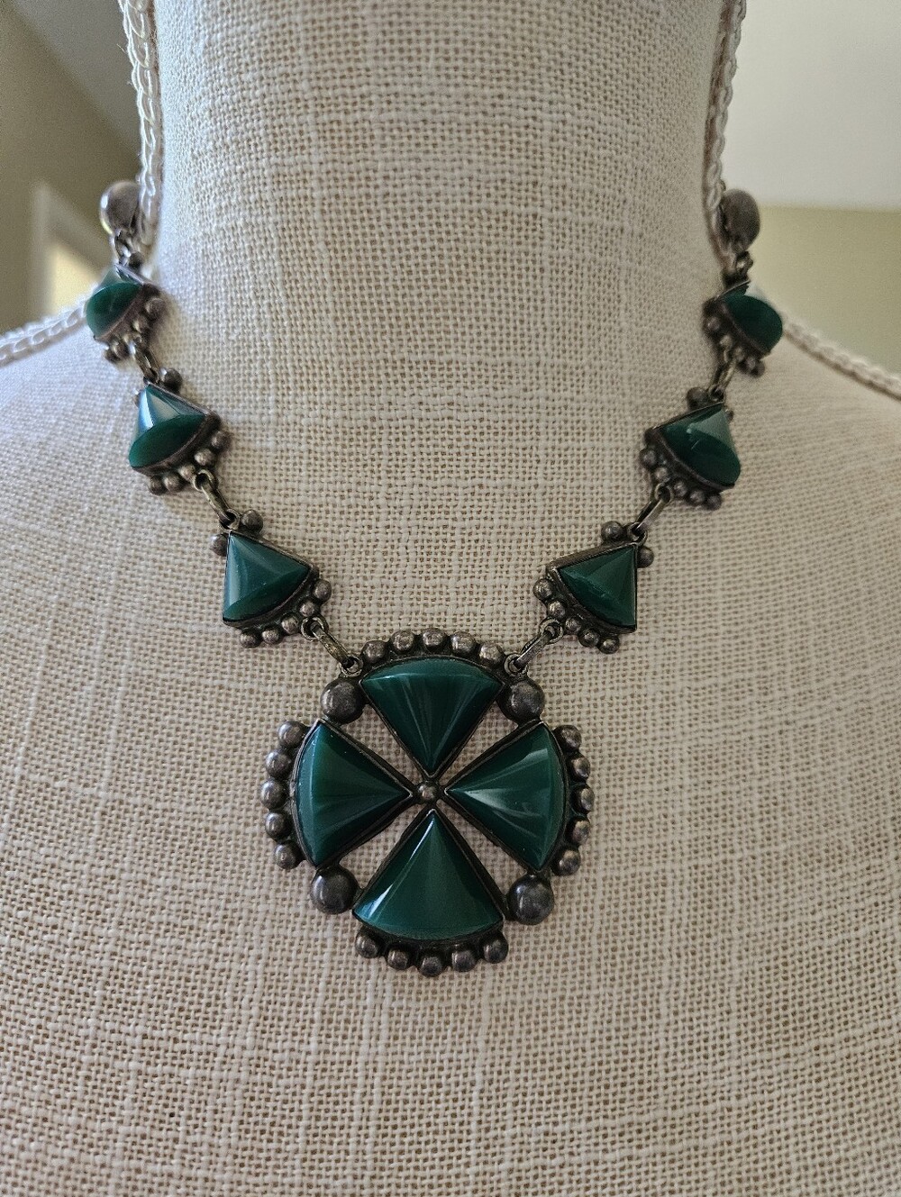 Vintage Taxco Sterling Silver Jade Neckace - Picture 9 of 10
